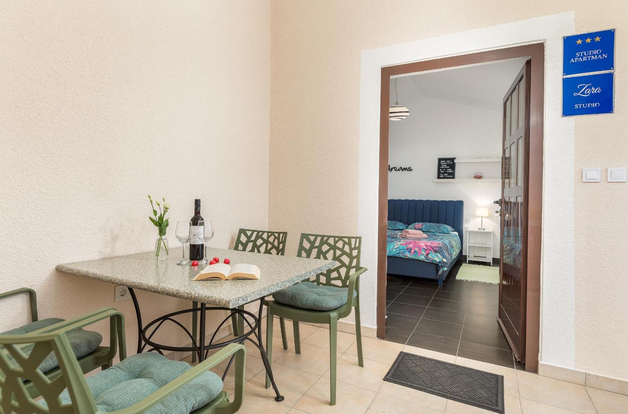 Funcic Apartments 2 App بولا المظهر الخارجي الصورة