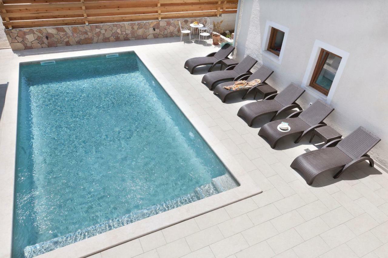 Funcic Apartments 2 App بولا المظهر الخارجي الصورة